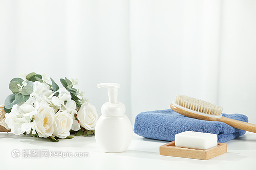 家居洗漱用品与家具的完美融合 实用与美观的平衡之道